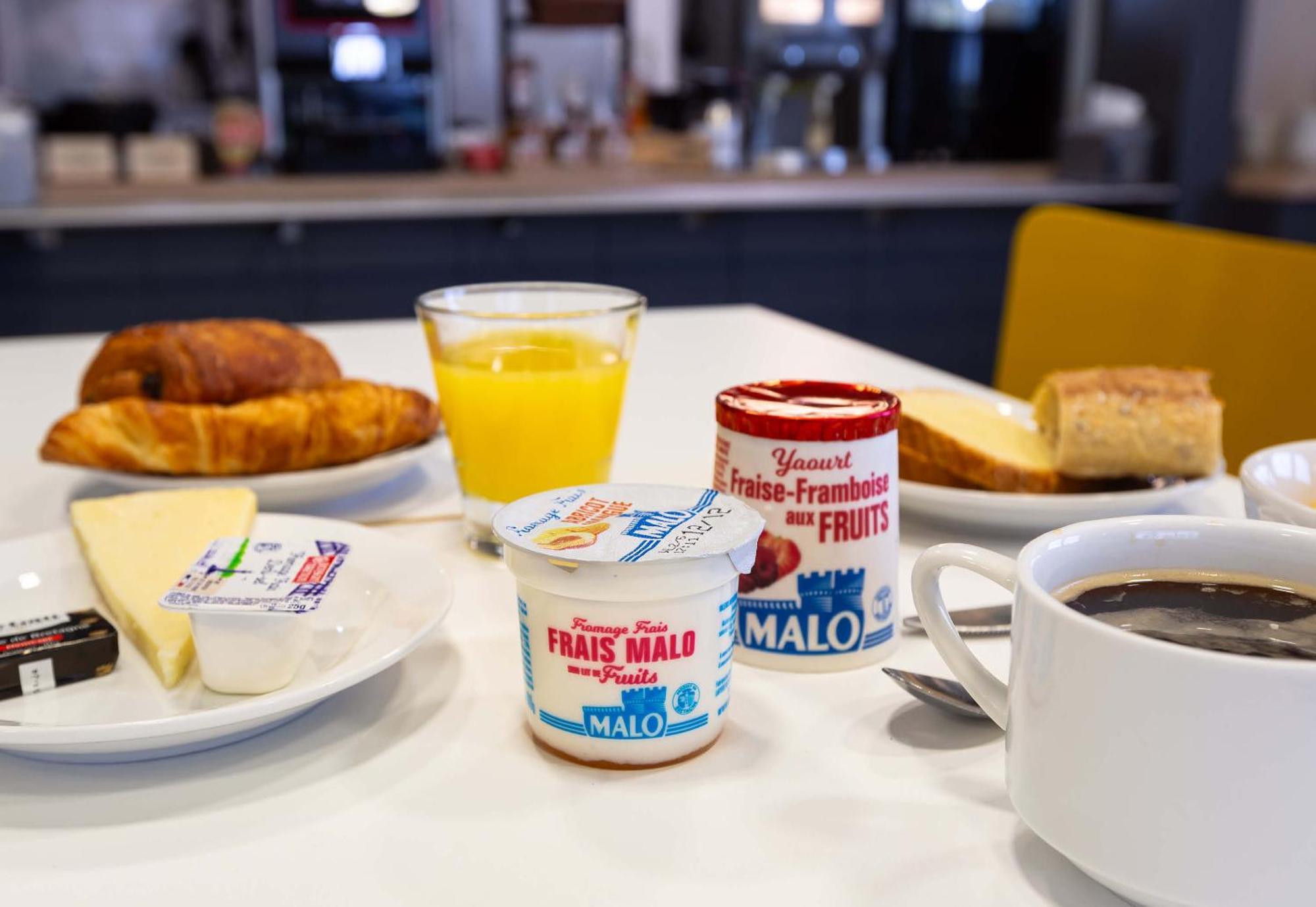 B&B Hotel Bourges 2 Екстериор снимка