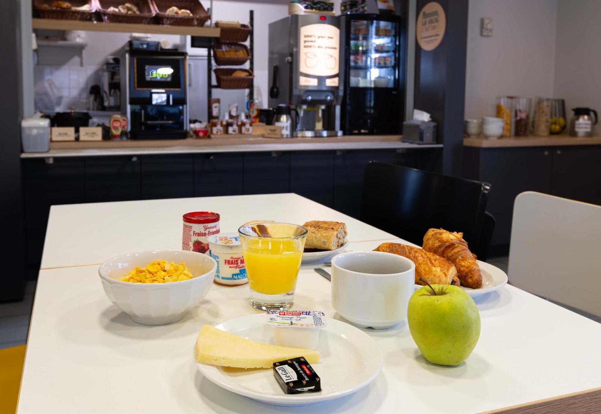 B&B Hotel Bourges 2 Екстериор снимка